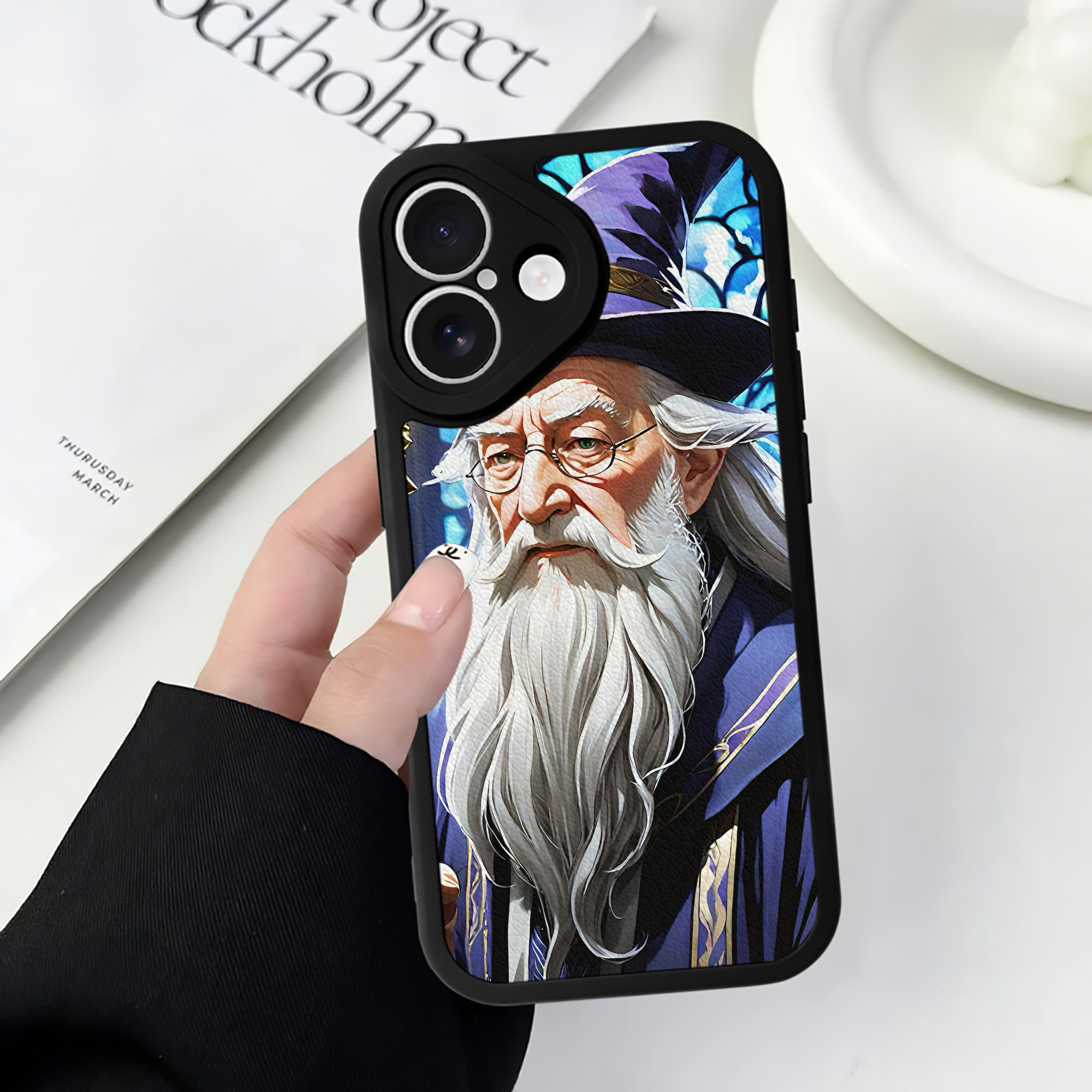 （画像用） Harry Potter ハリー・ポッターシリーズ 【iPhone 16シリーズ対応】シリコンスマホケース（レザー調） 材質：シリコン